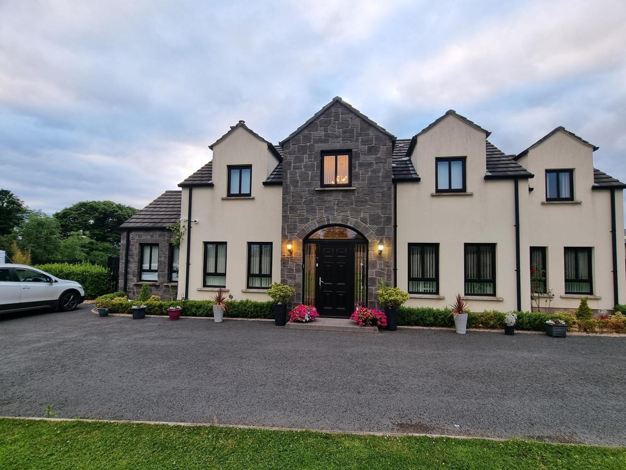 Boutique Country House Aldergrove Crumlin  Екстер'єр фото
